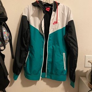 Nike windbreaker jacket